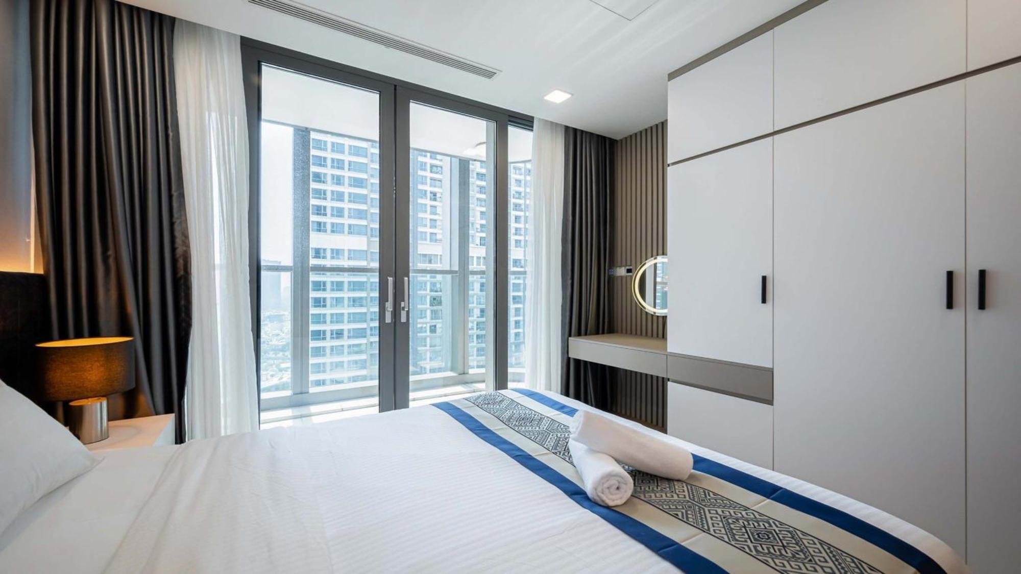 Landmark 81 And Vinhomes Riverside Residence Хошимин Экстерьер фото