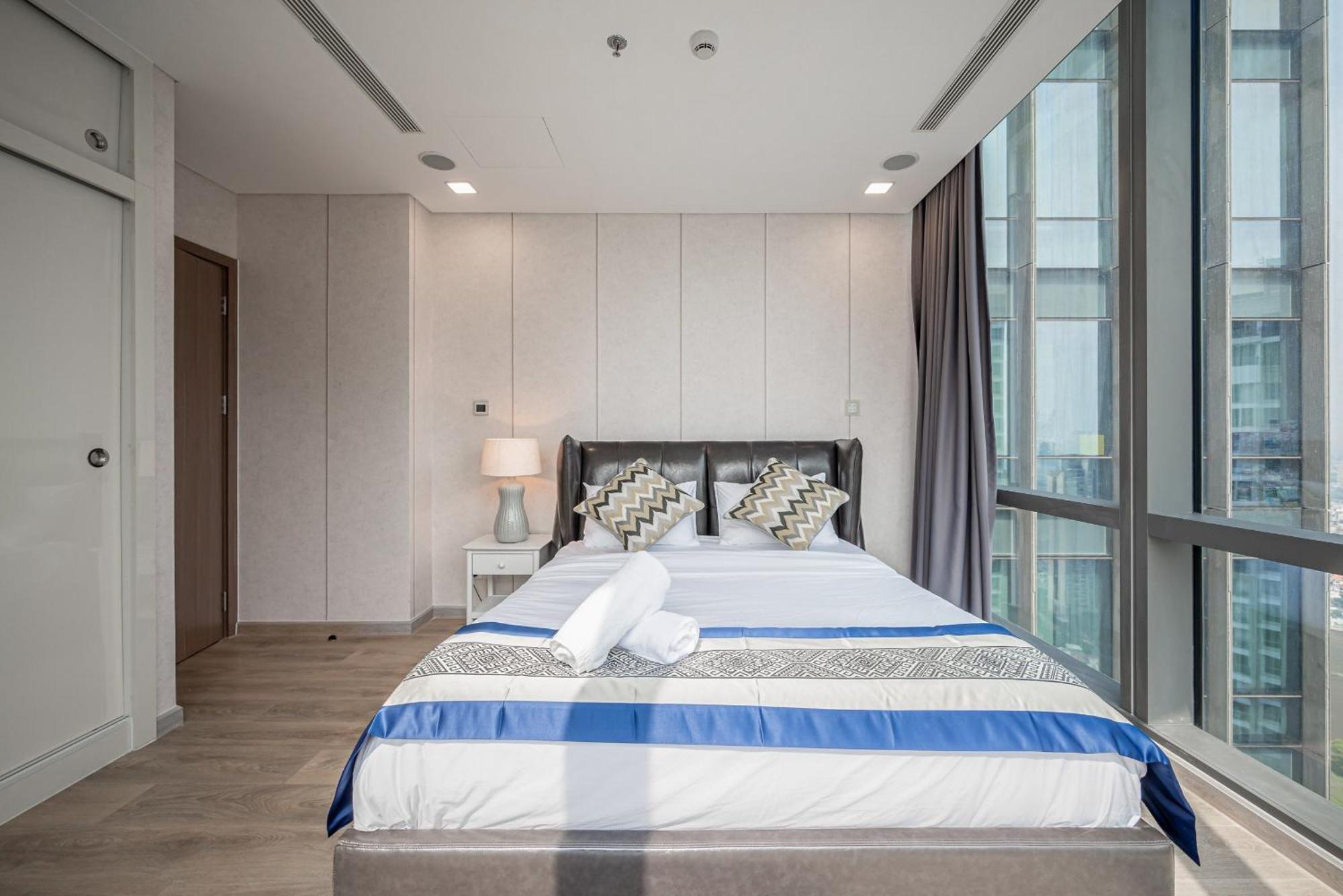 Landmark 81 And Vinhomes Riverside Residence Хошимин Экстерьер фото