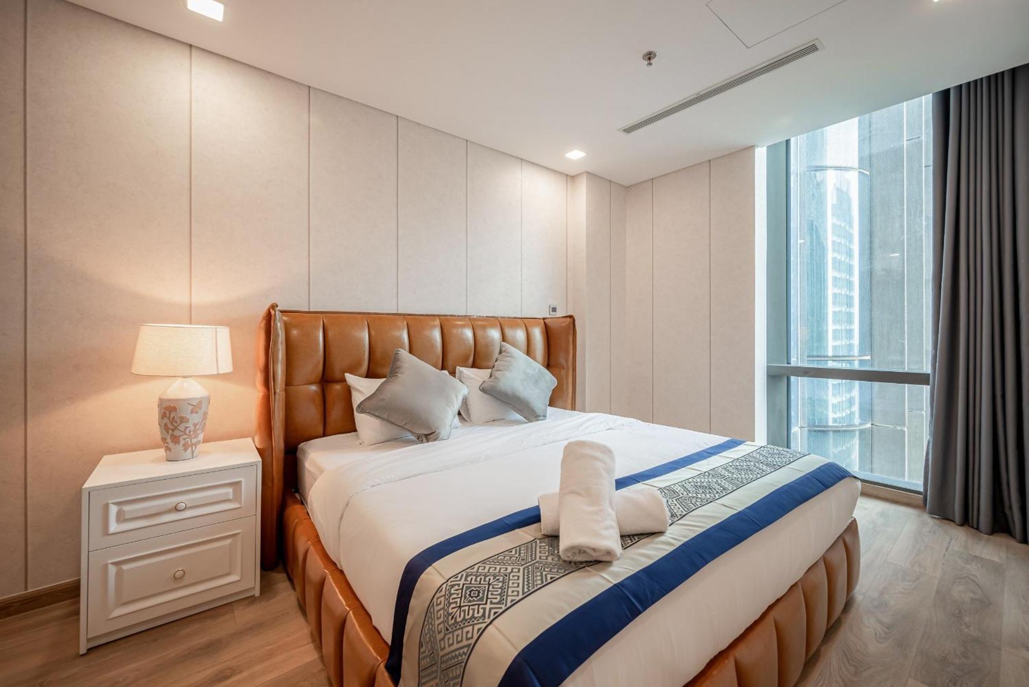 Landmark 81 And Vinhomes Riverside Residence Хошимин Экстерьер фото