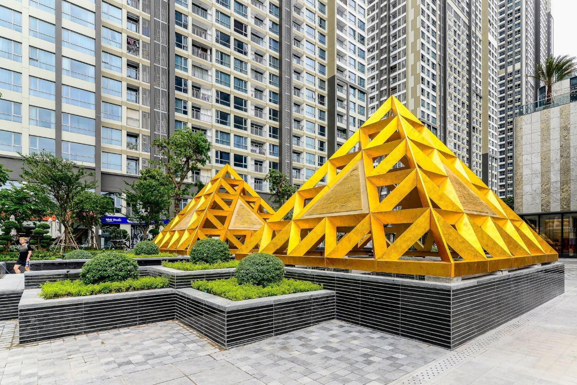 Landmark 81 And Vinhomes Riverside Residence Хошимин Экстерьер фото