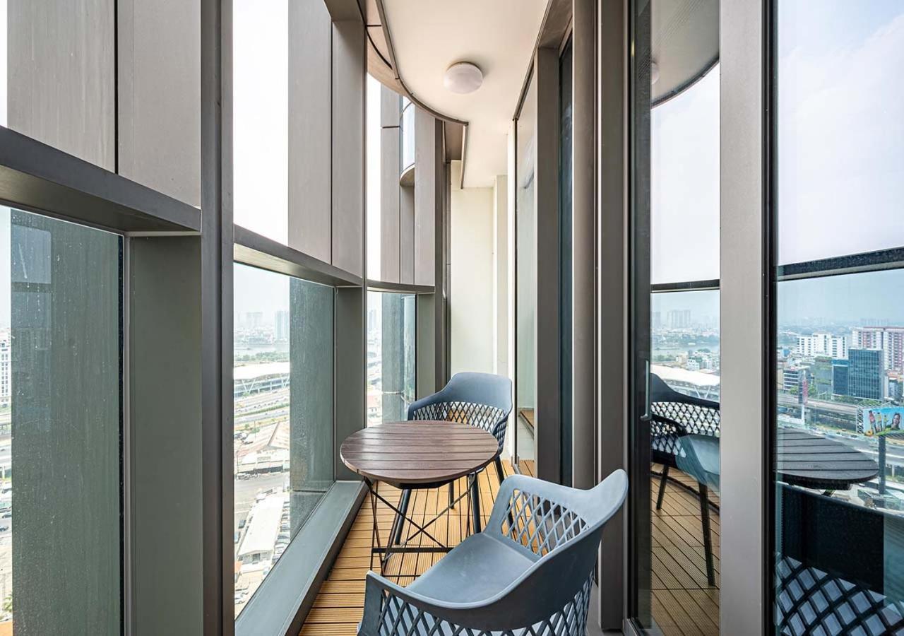 Landmark 81 And Vinhomes Riverside Residence Хошимин Экстерьер фото